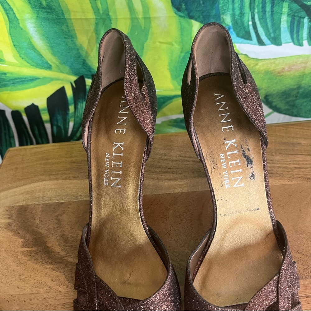 Anne Klein 8 Bronze Brown Glitter Shimmer Date Dressy Summer Stiletto Heels - Picture 5 of 8